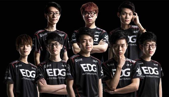 的赛场上快 的赛场上快