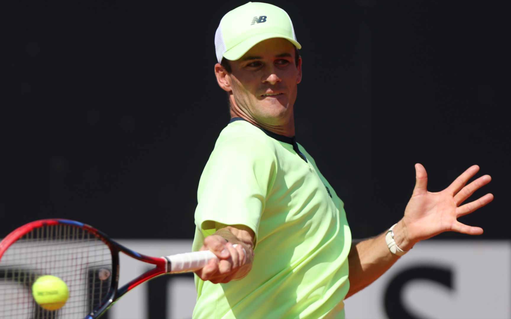 表现足见其 表现足见其